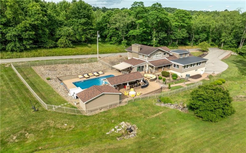 183 Ransel Rd, Latrobe, 15650, 4 Bedroom Bedrooms, ,3 BathroomBathrooms,Residential,For Sale,Ransel Rd,1769296