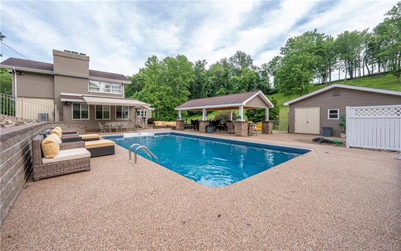 183 Ransel Rd, Latrobe, 15650, 4 Bedroom Bedrooms, ,3 BathroomBathrooms,Residential,For Sale,Ransel Rd,1769296
