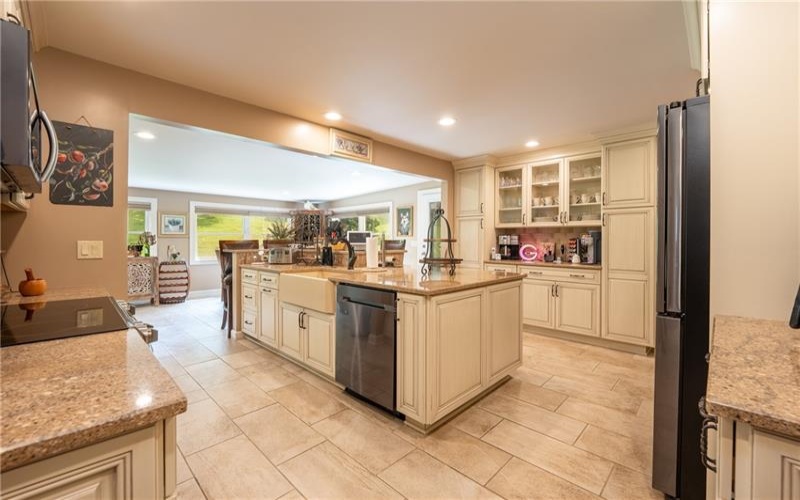 183 Ransel Rd, Latrobe, 15650, 4 Bedroom Bedrooms, ,3 BathroomBathrooms,Residential,For Sale,Ransel Rd,1769296