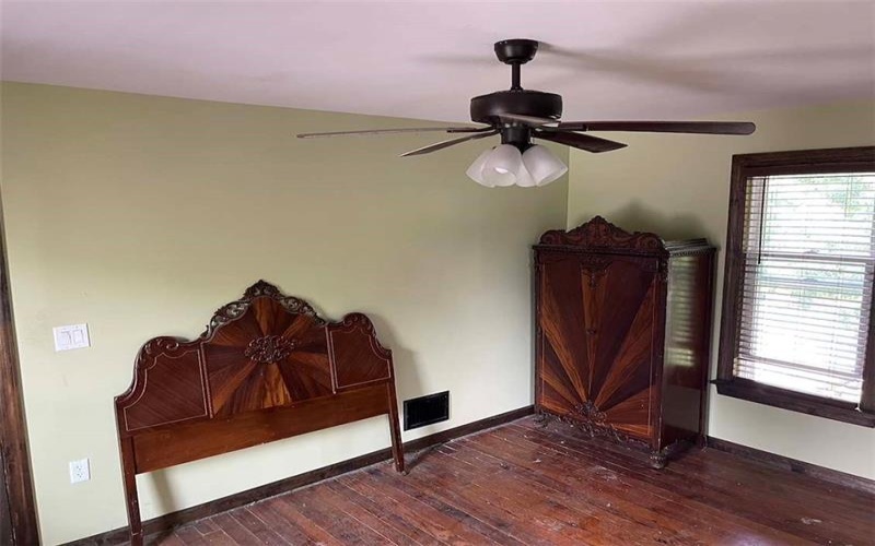 306 CLEAR STREET, Greensboro, 15338, 3 Bedroom Bedrooms, 6 Room Rooms,1 BathroomBathrooms,Residential,For Sale,CLEAR STREET,1769342