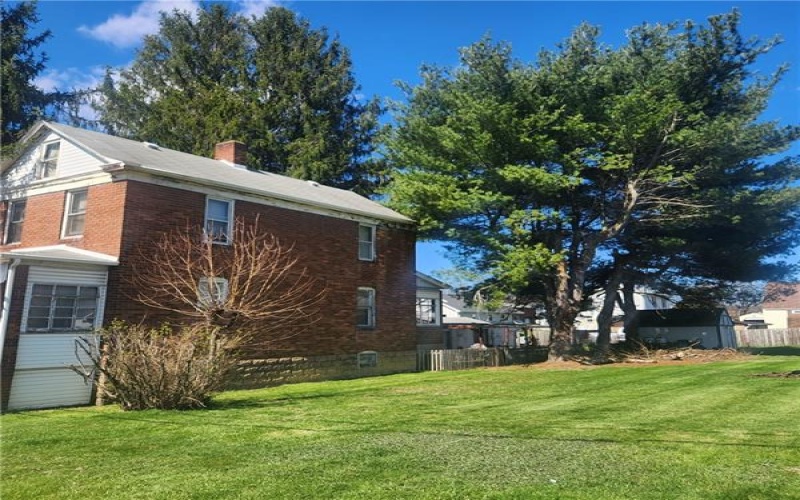 11 Ramage Avenue, Elrama, 15038, 3 Bedrooms Bedrooms, 6 Rooms Rooms,2 BathroomsBathrooms,Residential,For Sale,Ramage Avenue,1769367
