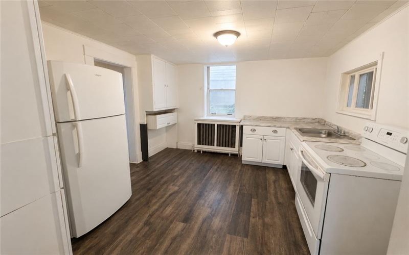 257 Thompson Ave, Donora, 15033, ,Multi-unit,For Sale,Thompson Ave,1769400