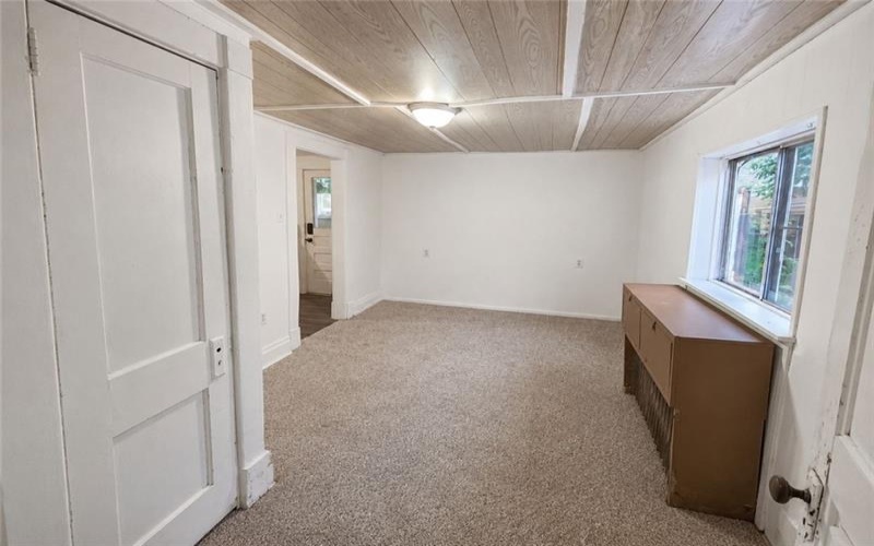 257 Thompson Ave, Donora, 15033, ,Multi-unit,For Sale,Thompson Ave,1769400