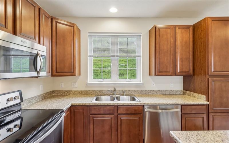 18 Remington DRIVE, Washington, 15301, 3 Bedrooms Bedrooms, ,2.1 BathroomsBathrooms,Residential,For Sale,Remington,1769472