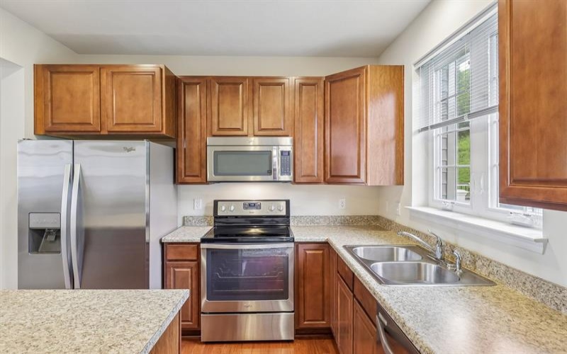 18 Remington DRIVE, Washington, 15301, 3 Bedrooms Bedrooms, ,2.1 BathroomsBathrooms,Residential,For Sale,Remington,1769472