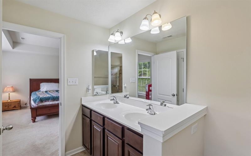 18 Remington DRIVE, Washington, 15301, 3 Bedrooms Bedrooms, ,2.1 BathroomsBathrooms,Residential,For Sale,Remington,1769472