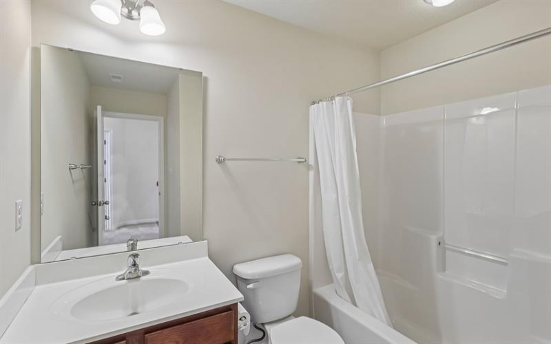 18 Remington DRIVE, Washington, 15301, 3 Bedrooms Bedrooms, ,2.1 BathroomsBathrooms,Residential,For Sale,Remington,1769472