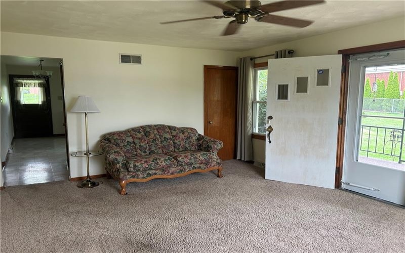 1416 Hawthorne St, Connellsville, 15425, 3 Bedrooms Bedrooms, 6 Rooms Rooms,1 BathroomBathrooms,Residential,For Sale,Hawthorne St,1769476