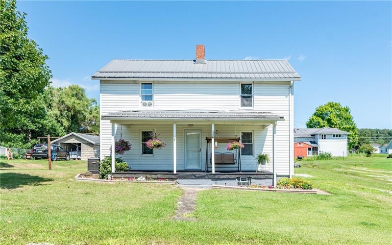 228 Second Street, Mather, 15346, 2 Bedroom Bedrooms, 6 Room Rooms,1 BathroomBathrooms,Residential,For Sale,Second Street,1769211