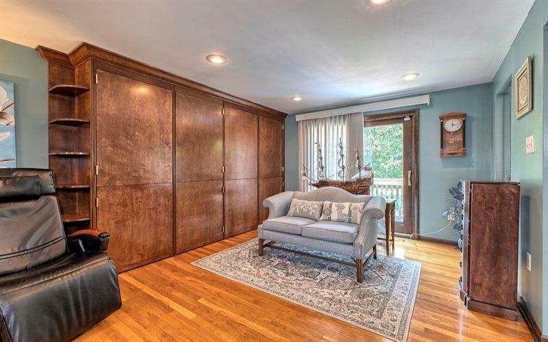 651 Buckingham DRIVE, Greensburg, 15601, 4 Bedroom Bedrooms, 9 Room Rooms,3.1 BathroomBathrooms,Residential,For Sale,Buckingham,1766657