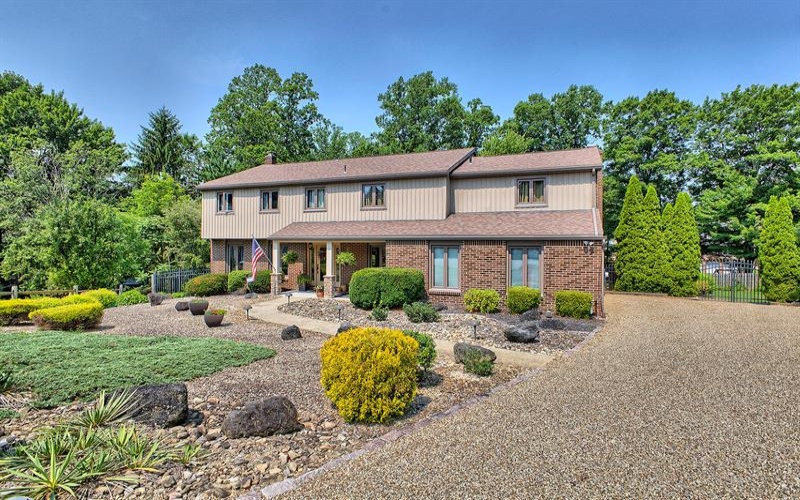 651 Buckingham DRIVE, Greensburg, 15601, 4 Bedroom Bedrooms, 9 Room Rooms,3.1 BathroomBathrooms,Residential,For Sale,Buckingham,1766657