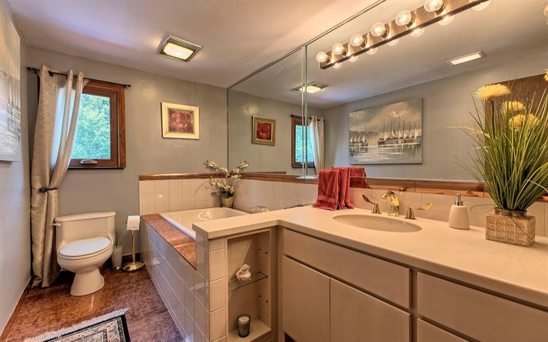 651 Buckingham DRIVE, Greensburg, 15601, 4 Bedroom Bedrooms, 9 Room Rooms,3.1 BathroomBathrooms,Residential,For Sale,Buckingham,1766657
