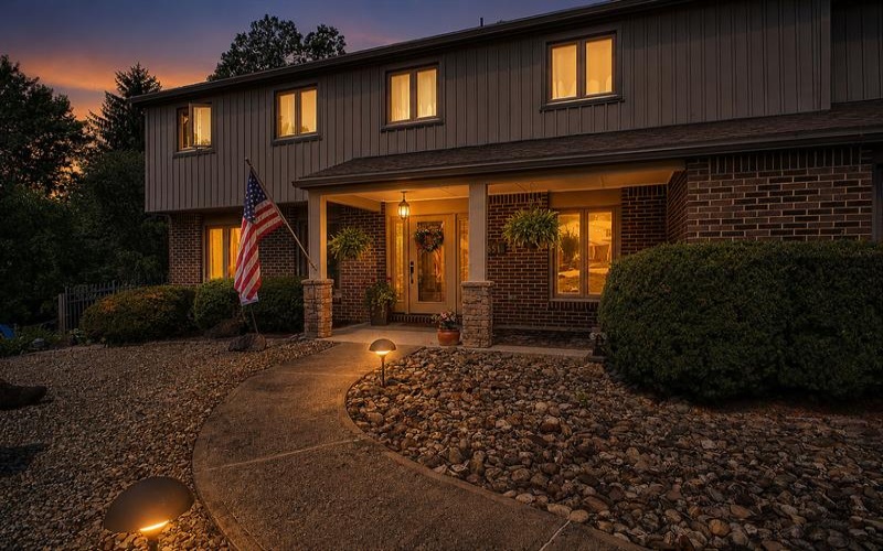 651 Buckingham DRIVE, Greensburg, 15601, 4 Bedroom Bedrooms, 9 Room Rooms,3.1 BathroomBathrooms,Residential,For Sale,Buckingham,1766657