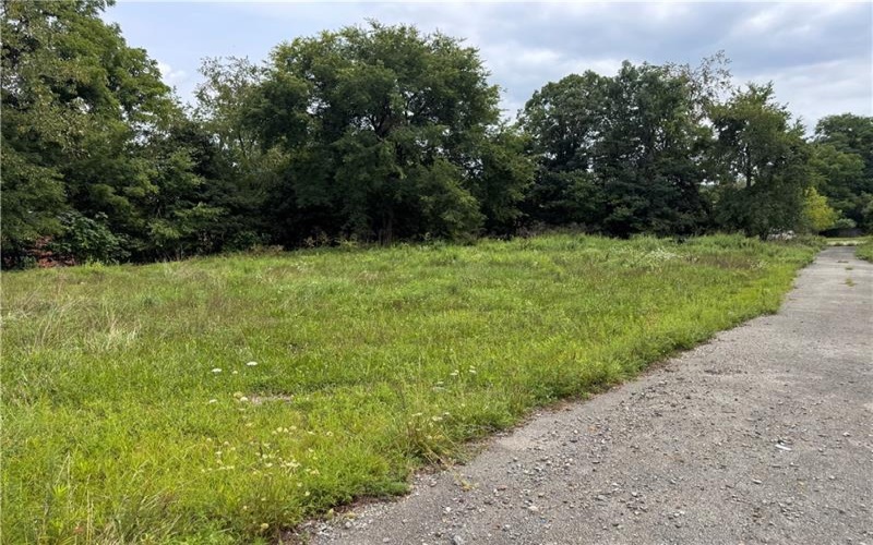 2222 Freeport Rd, New Kensington, 15068, ,Commercial-industrial-business,For Sale,Freeport Rd,1769574