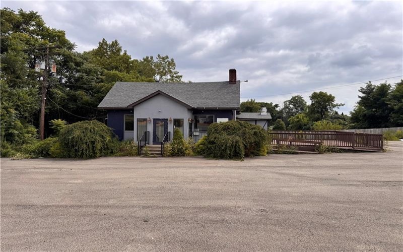 2222 Freeport Rd, New Kensington, 15068, ,Commercial-industrial-business,For Sale,Freeport Rd,1769574