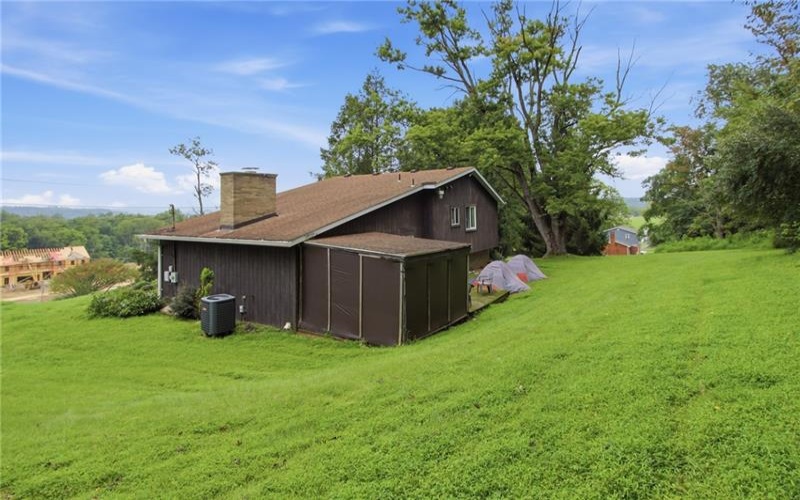 1025 Willowbrook Road, 15089, 15089, 3 Bedroom Bedrooms, ,2 BathroomBathrooms,Residential,For Sale,Willowbrook Road,1769593