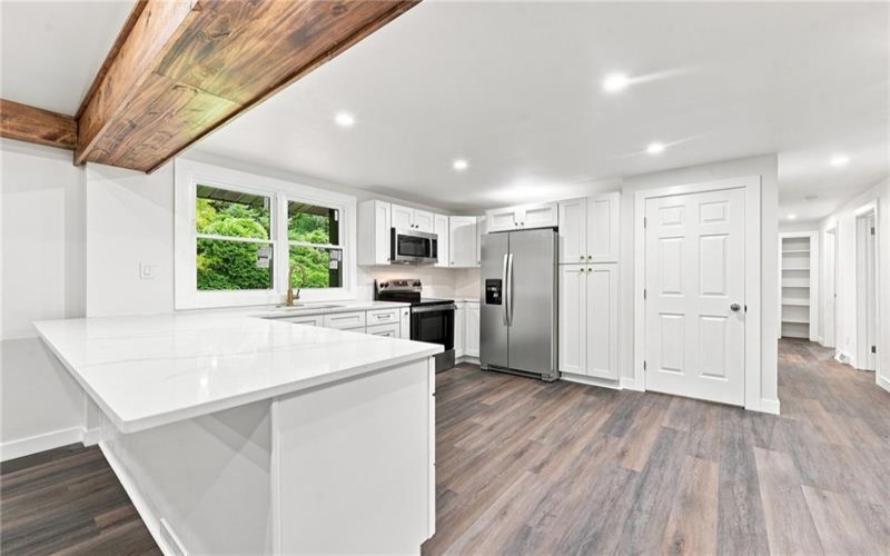 3056 State Route 119, New Alexandria, 15670, 5 Bedroom Bedrooms, 6 Room Rooms,3 BathroomBathrooms,Residential,For Sale,State Route 119,1769623