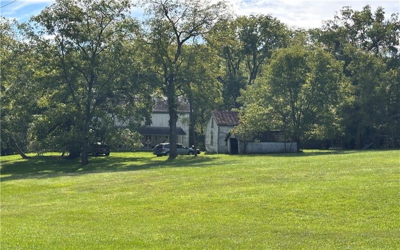 174 Lash Rd., Irwin, 15642, 3 Bedroom Bedrooms, ,1 BathroomBathrooms,Farm-acreage-lot,For Sale,Farm House, Barns,Lash Rd.,1769628
