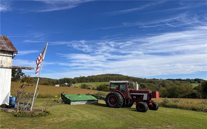 174 Lash Rd., Irwin, 15642, 3 Bedroom Bedrooms, ,1 BathroomBathrooms,Farm-acreage-lot,For Sale,Farm House, Barns,Lash Rd.,1769628