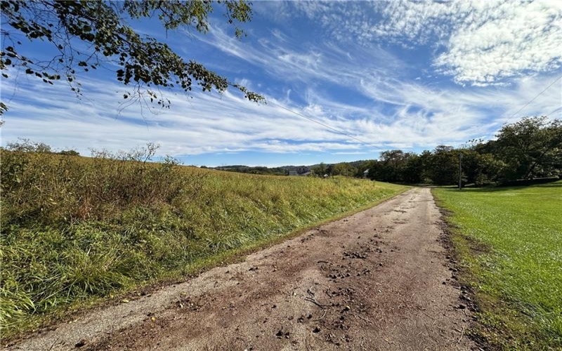 174 Lash Rd., Irwin, 15642, 3 Bedroom Bedrooms, ,1 BathroomBathrooms,Farm-acreage-lot,For Sale,Farm House, Barns,Lash Rd.,1769628