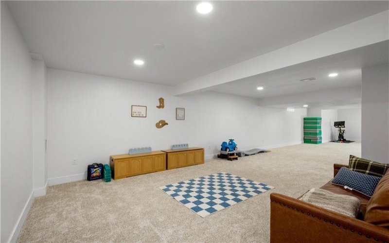 2087 Majestic Dr, Canonsburg, 15317, 4 Bedrooms Bedrooms, ,3.1 BathroomsBathrooms,Residential,For Sale,Majestic Dr,1769704