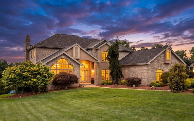 1002 Kings Ct, Trafford, 15085, 5 Bedroom Bedrooms, 12 Room Rooms,4.1 BathroomBathrooms,Residential,For Sale,Kings Ct,1769712