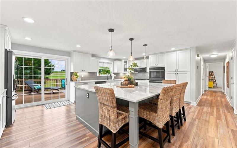 138 Rizzi Drive, Irwin, 15642, 3 Bedroom Bedrooms, 7 Room Rooms,2 BathroomBathrooms,Residential,For Sale,Rizzi Drive,1769769