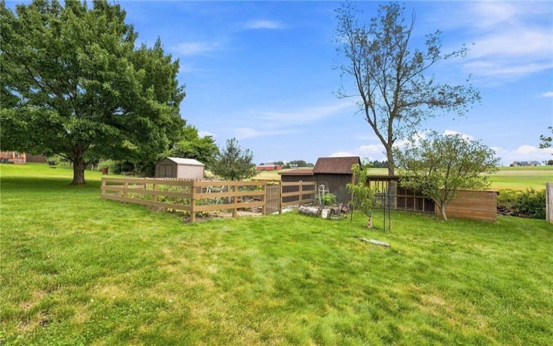 138 Rizzi Drive, Irwin, 15642, 3 Bedroom Bedrooms, 7 Room Rooms,2 BathroomBathrooms,Residential,For Sale,Rizzi Drive,1769769
