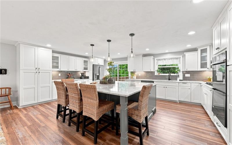 138 Rizzi Drive, Irwin, 15642, 3 Bedroom Bedrooms, 7 Room Rooms,2 BathroomBathrooms,Residential,For Sale,Rizzi Drive,1769769