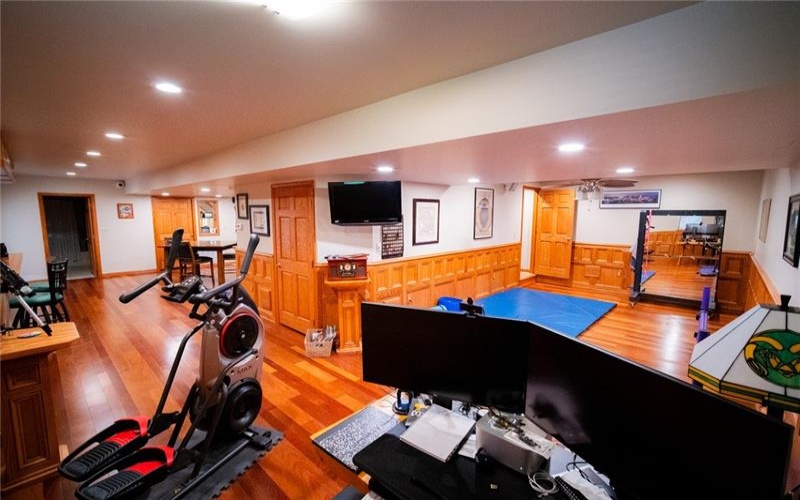 2182 Bradbury Ln, North Huntingdon, 15642, 5 Bedroom Bedrooms, 14 Room Rooms,5.2 BathroomBathrooms,Residential,For Sale,Bradbury Ln,1769790