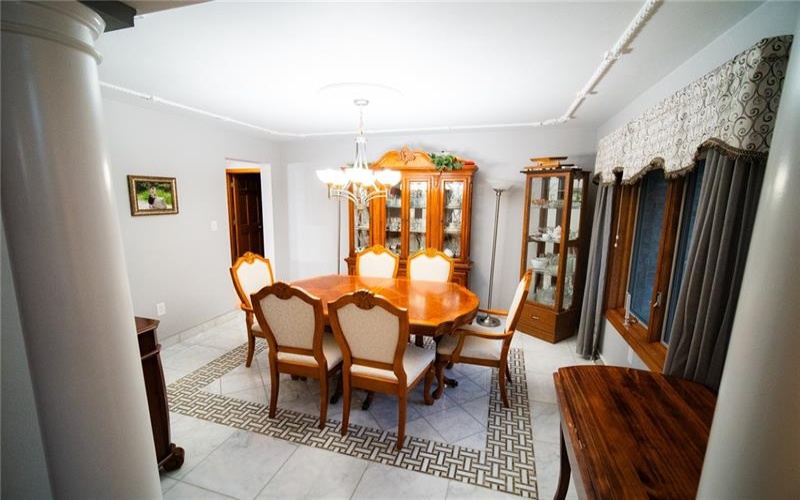 2182 Bradbury Ln, North Huntingdon, 15642, 5 Bedroom Bedrooms, 14 Room Rooms,5.2 BathroomBathrooms,Residential,For Sale,Bradbury Ln,1769790