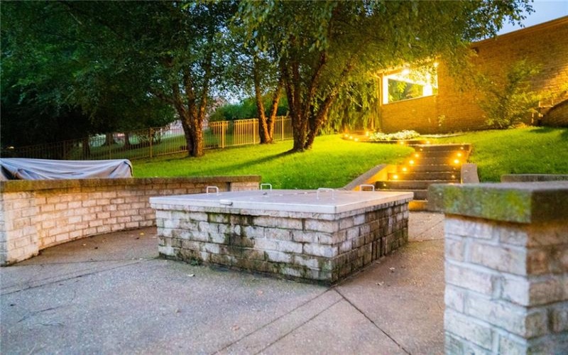2182 Bradbury Ln, North Huntingdon, 15642, 5 Bedroom Bedrooms, 14 Room Rooms,5.2 BathroomBathrooms,Residential,For Sale,Bradbury Ln,1769790