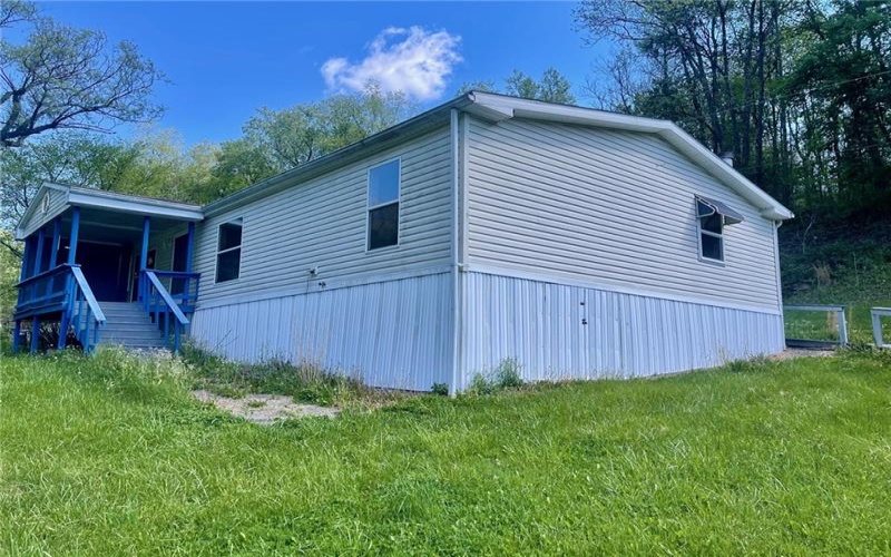 358 Smith Creek Rd, Spraggs, 15362, 3 Bedrooms Bedrooms, ,2 BathroomsBathrooms,Residential,For Sale,Smith Creek Rd,1757557