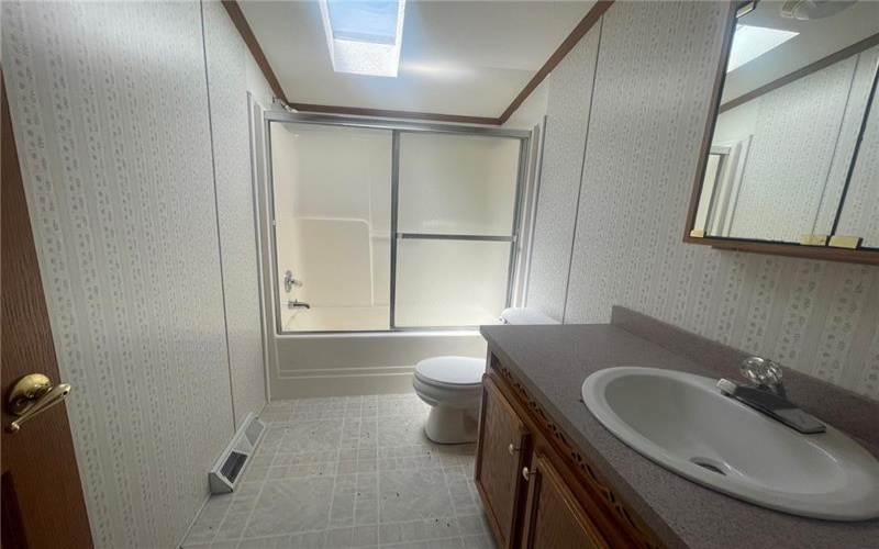 358 Smith Creek Rd, Spraggs, 15362, 3 Bedrooms Bedrooms, ,2 BathroomsBathrooms,Residential,For Sale,Smith Creek Rd,1757557