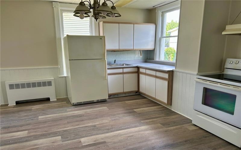 213 Central Ave, Canonsburg, 15317, 4 Bedrooms Bedrooms, ,4 BathroomsBathrooms,Residential,For Sale,Central Ave,1763015