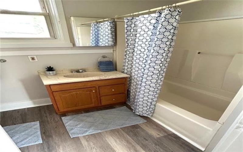213 Central Ave, Canonsburg, 15317, 4 Bedrooms Bedrooms, ,4 BathroomsBathrooms,Residential,For Sale,Central Ave,1763015