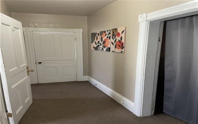 213 Central Ave, Canonsburg, 15317, 4 Bedrooms Bedrooms, ,4 BathroomsBathrooms,Residential,For Sale,Central Ave,1763015