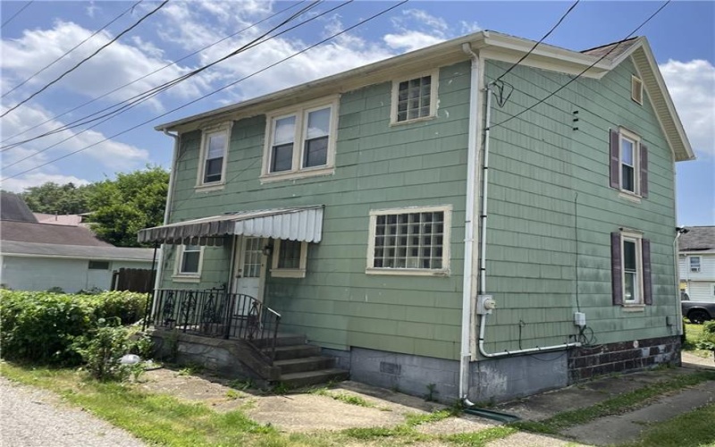 213 Central Ave, Canonsburg, 15317, 4 Bedrooms Bedrooms, ,4 BathroomsBathrooms,Residential,For Sale,Central Ave,1763015