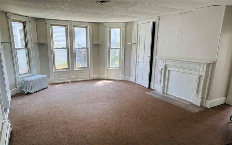 213 Central Ave, Canonsburg, 15317, 4 Bedrooms Bedrooms, ,4 BathroomsBathrooms,Residential,For Sale,Central Ave,1763015