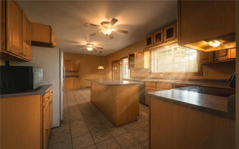 259 Center St, Carmichaels, 15320, 4 Bedroom Bedrooms, ,3 BathroomBathrooms,Residential,For Sale,Center St,1769438