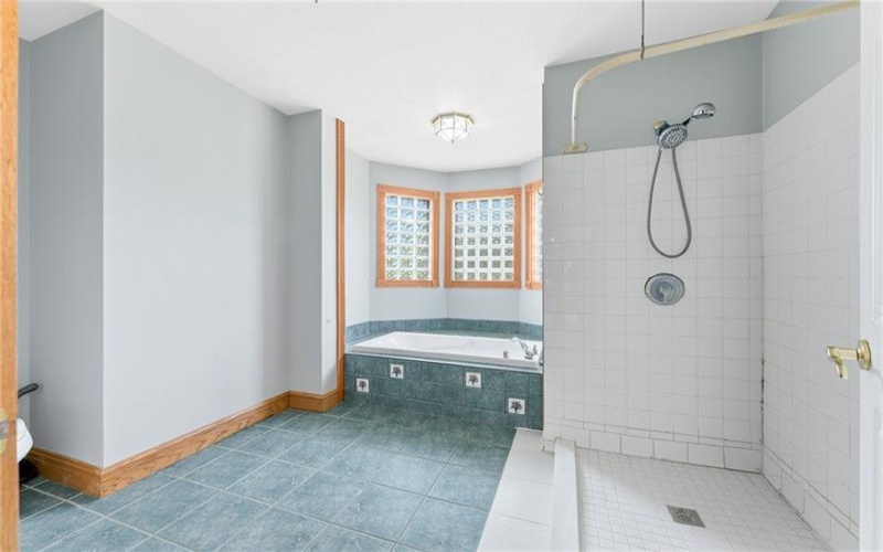 259 Center St, Carmichaels, 15320, 4 Bedroom Bedrooms, ,3 BathroomBathrooms,Residential,For Sale,Center St,1769438