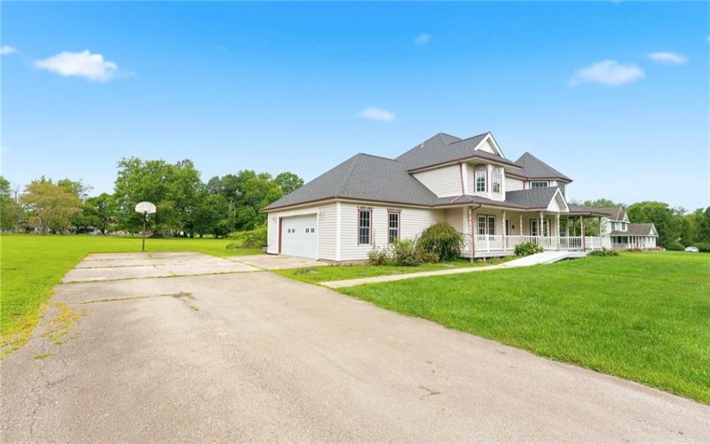 259 Center St, Carmichaels, 15320, 4 Bedroom Bedrooms, ,3 BathroomBathrooms,Residential,For Sale,Center St,1769438