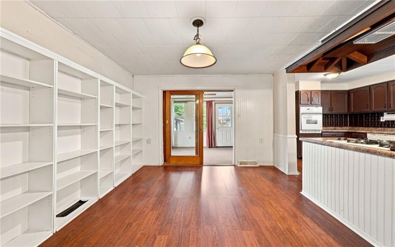 402 Franklin Ave, Vandergrift, 15690, 3 Bedroom Bedrooms, 8 Room Rooms,1.1 BathroomBathrooms,Residential,For Sale,Franklin Ave,1769446