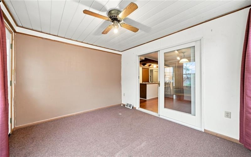 402 Franklin Ave, Vandergrift, 15690, 3 Bedroom Bedrooms, 8 Room Rooms,1.1 BathroomBathrooms,Residential,For Sale,Franklin Ave,1769446