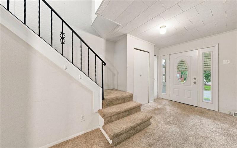 402 Franklin Ave, Vandergrift, 15690, 3 Bedroom Bedrooms, 8 Room Rooms,1.1 BathroomBathrooms,Residential,For Sale,Franklin Ave,1769446