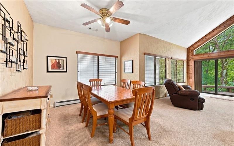 1733 Snowfield Drive, Hidden Valley, 15502, 3 Bedrooms Bedrooms, 8 Rooms Rooms,2 BathroomsBathrooms,Residential,For Sale,Snowfield Drive,1769652