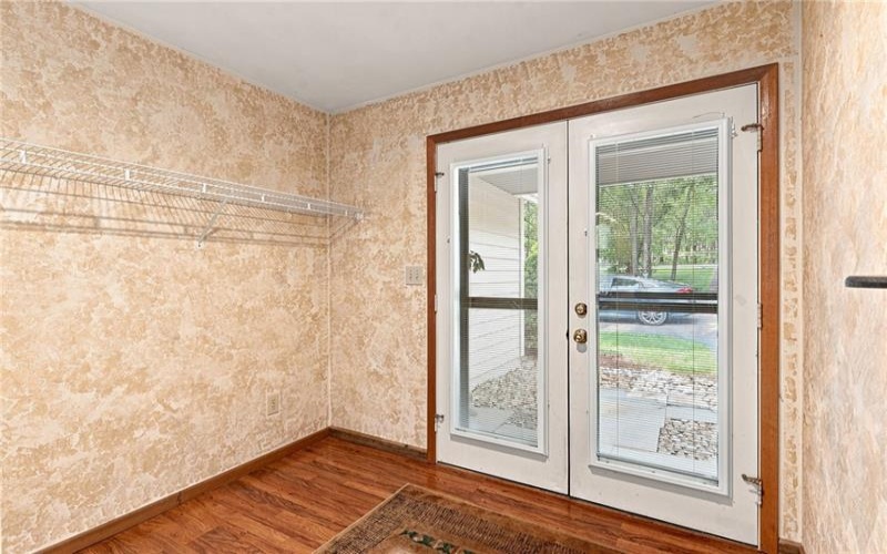 1733 Snowfield Drive, Hidden Valley, 15502, 3 Bedrooms Bedrooms, 8 Rooms Rooms,2 BathroomsBathrooms,Residential,For Sale,Snowfield Drive,1769652