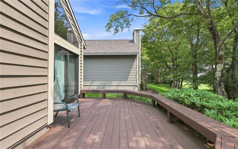 1733 Snowfield Drive, Hidden Valley, 15502, 3 Bedrooms Bedrooms, 8 Rooms Rooms,2 BathroomsBathrooms,Residential,For Sale,Snowfield Drive,1769652