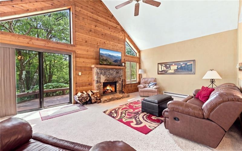 1733 Snowfield Drive, Hidden Valley, 15502, 3 Bedrooms Bedrooms, 8 Rooms Rooms,2 BathroomsBathrooms,Residential,For Sale,Snowfield Drive,1769652