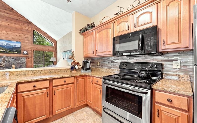 1733 Snowfield Drive, Hidden Valley, 15502, 3 Bedrooms Bedrooms, 8 Rooms Rooms,2 BathroomsBathrooms,Residential,For Sale,Snowfield Drive,1769652
